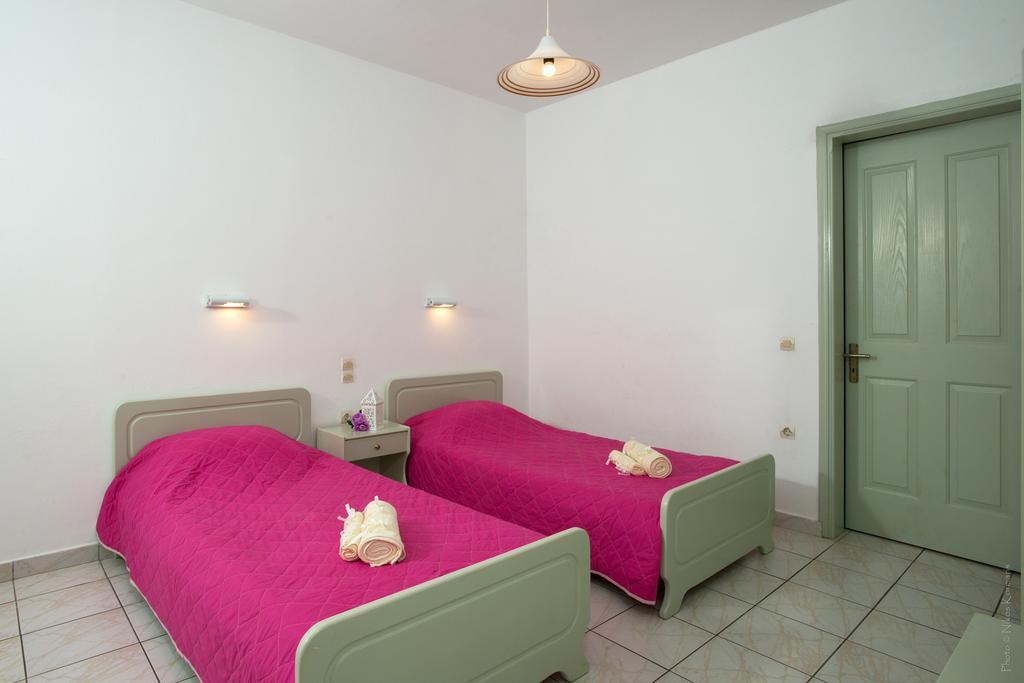 Aparthotel Philippos