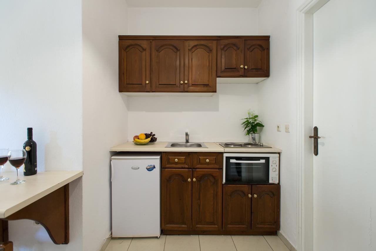 Aparthotel Philippos